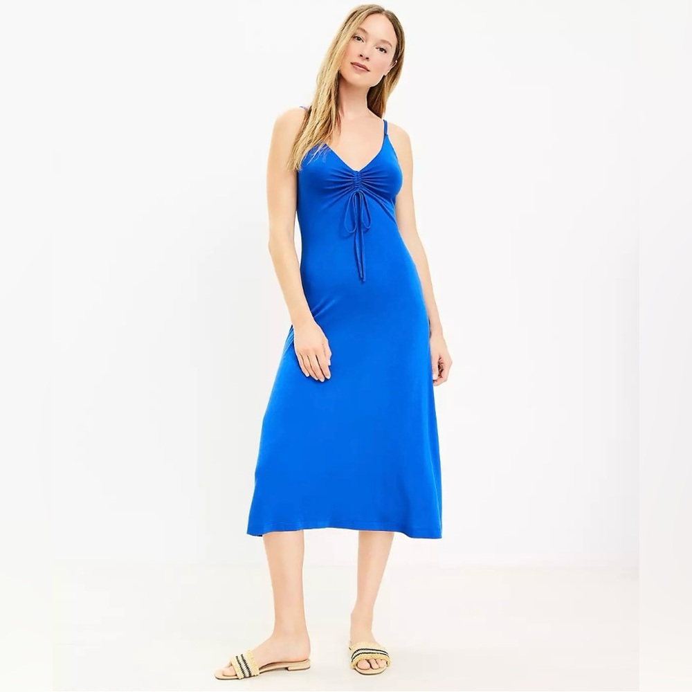 NWT Lou & Grey - Blue Ruched Dress (medium)